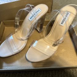 STEVE MADDEN Clear Lucite Camille Pump