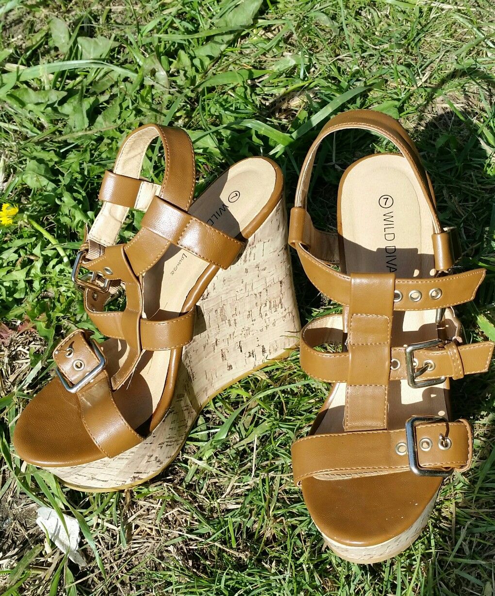 Cute tan wedges