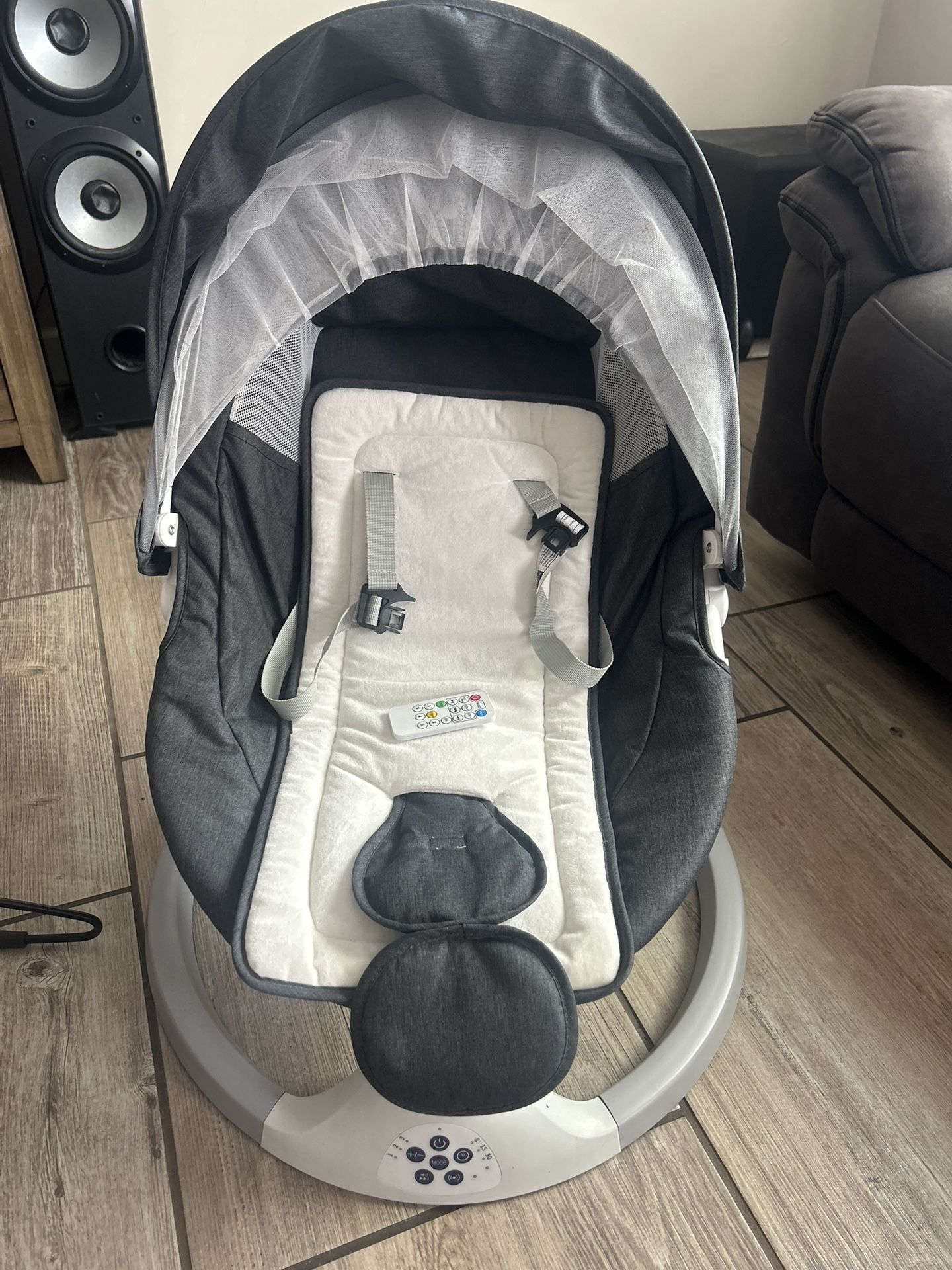 Musical Baby Swing 