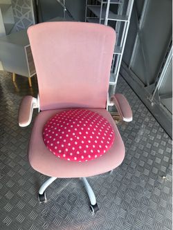 Nice pink chair
