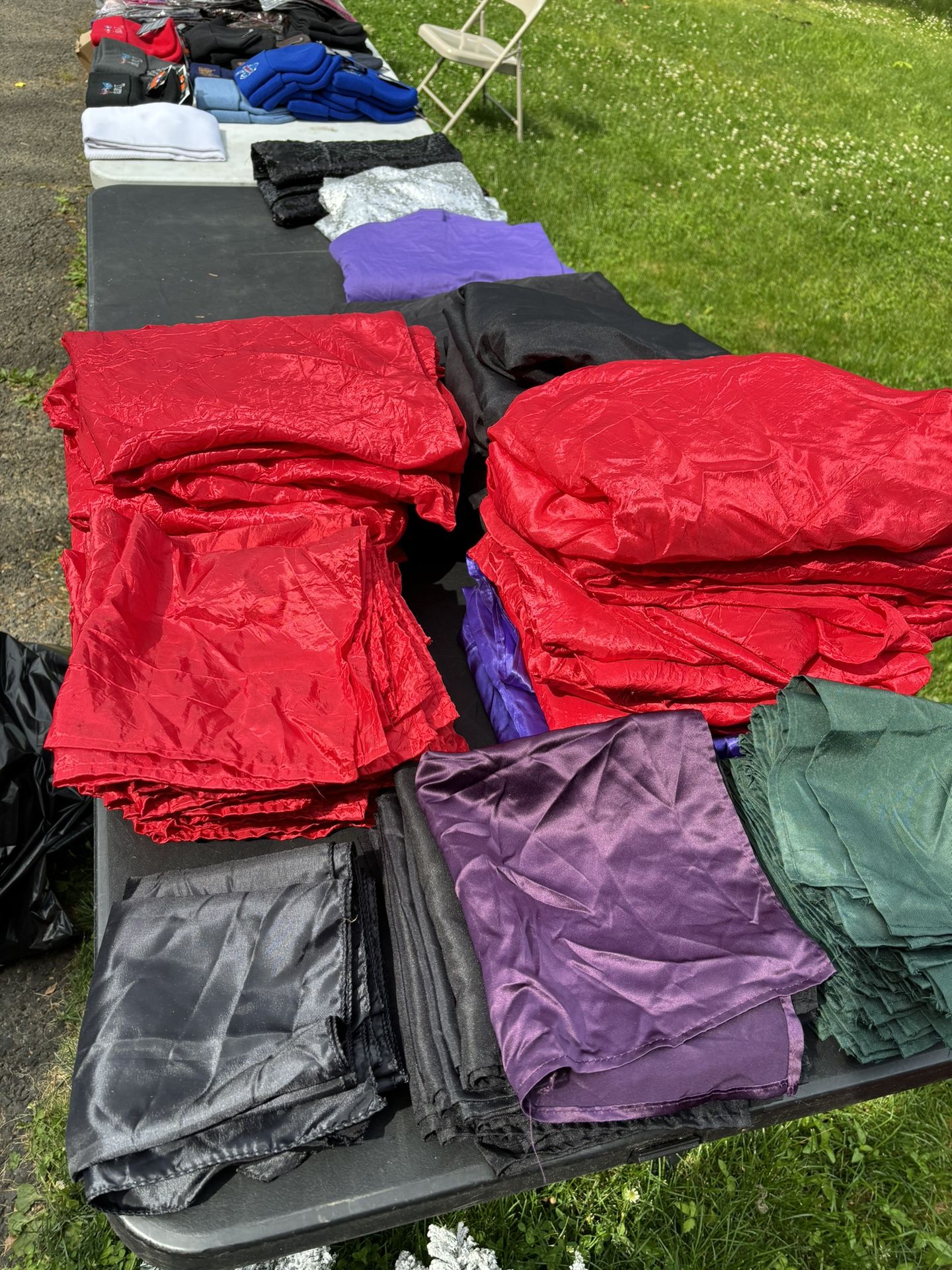 Party Table Cloths And Napkins
