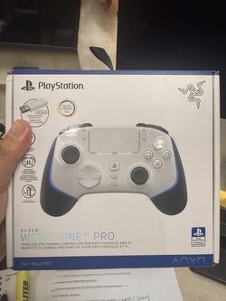 NEW Razer Wolverine V2 Pro Wireless PS5 / PC Controller (White)
