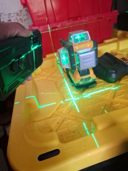 Dewalt 3x360° self-leveling laser
