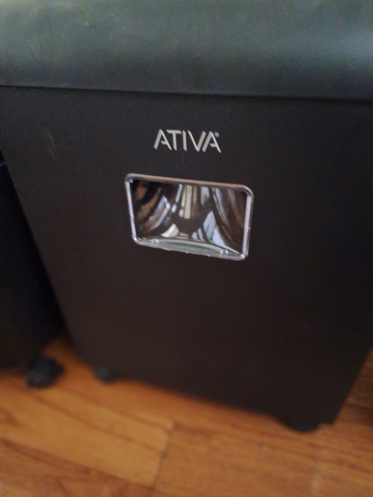 Ativa 10-Sheet Paper Shredder
