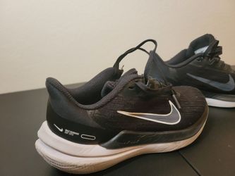 Nike Running Shoes Sz 5.5
