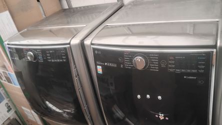 Samsung front load set with pedestal