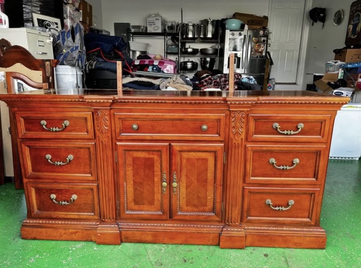 wood mirror and dresser