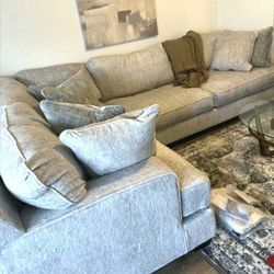 Rawcliffe Parchment 3 Piece Sectional (Ashley  Couch)