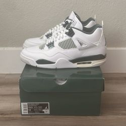 Oxidized Green Jordan 4 Retro