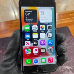 Apple iPhone 6S 32GB UNLOCKED!!