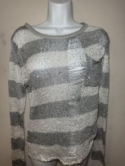 Issi Glamorous Silver Top