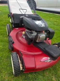 TORO GAS 22"IN RECYCLER SELF PROPELLED LANW MOWER