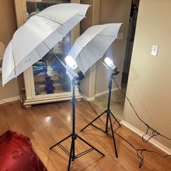 Umbrella lighting kit