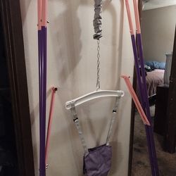 Foldable jumper On Metal Frame