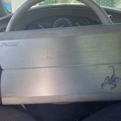 Performance Teknique 1750 Watt Amplifier