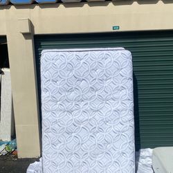 Full mattress and box or metal frame