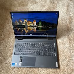 Lenovo Yoga 7i 14 i5-1135G7 8GB RAM 256GB SSD 