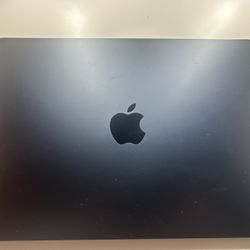 MacBook Air With M2 chip Midnight 