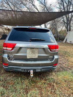 Jeep grand Cherokee 2011 overland