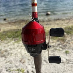  New Casting Reel With Monofilament & Preowned Duckett 7FT Rod 🔥 Read description 