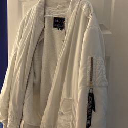 Jacket Akoo 