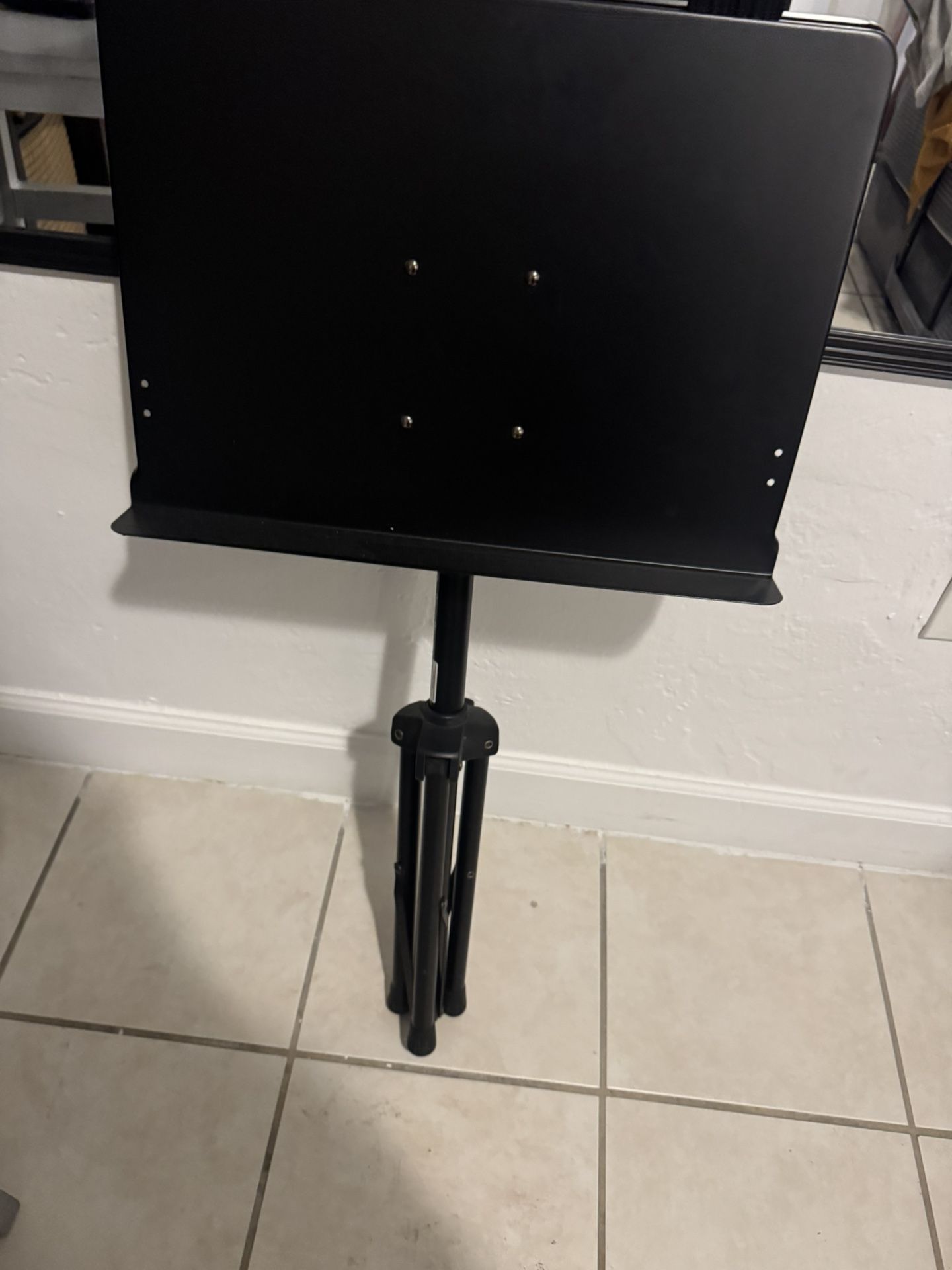 Music Stand Sturdy