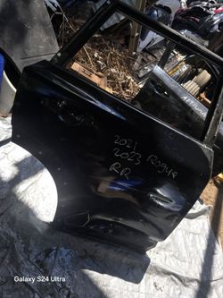 2021 2023 nissan rogue passenger rear door shell