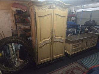 Dresser Armoire  wardrobe and mirror Nice real wood quality bedroom set