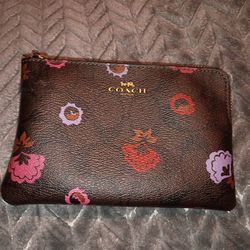 Beautiful Original Coach coin wallet