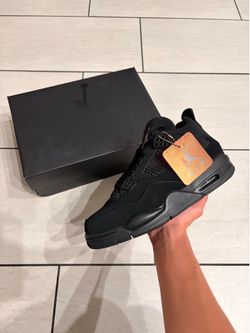 Jordan 4 Black Cat OG – Size 9.5