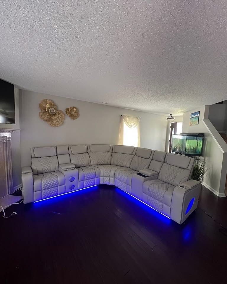 Power Reclining Sectional With Massage LED