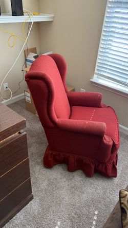 Red fabric sitting chair very comfortable