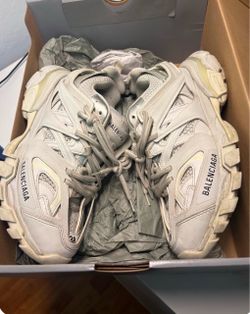 Balenciaga Tracks