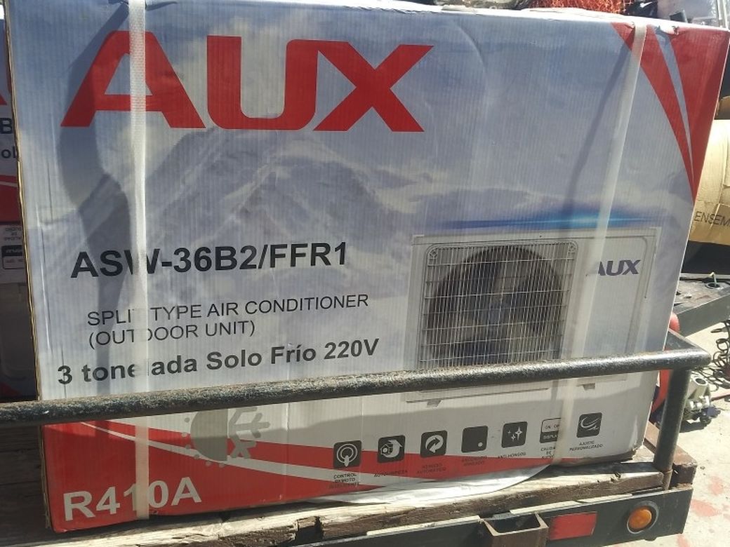 3 Ton Mini Split 36,000 BTU Aux