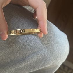 Cartier bracelet women’s gold