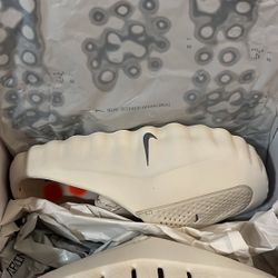 Nike Mind 001 “Light Bone”