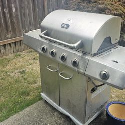 BHG Propane BBG Grill