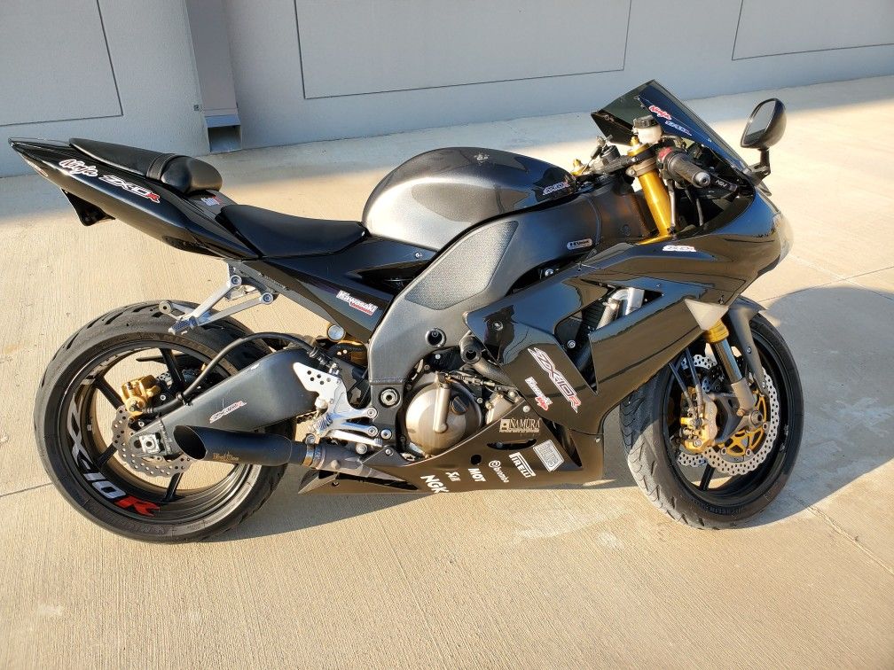 2005 Kawasaki zx10r. for Sale in Burleson, TX OfferUp