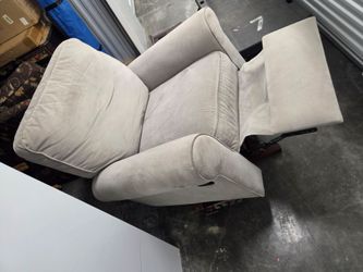 Pottery Barn Kids Comfort Swivel Glider Recliner (Delivery Available)