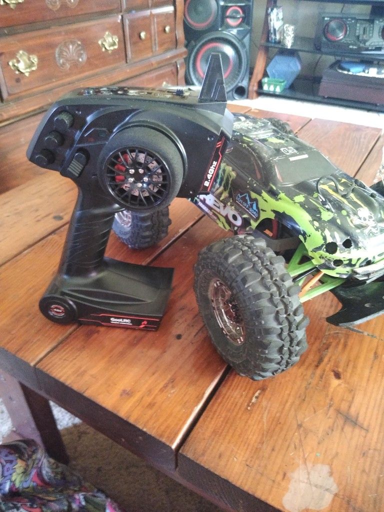 1/16 Traxxas Mini E Revo With Brushless Conversion And Upgraded Hardened Steel Drive Train Gearing And Pretty Much Every Thing Else 