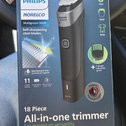 Norelco Multigroom 5000 Brand New