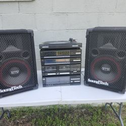 Realistic Stereo & Speakers 