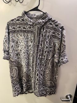 Black and White Printed Short Sleeve Button-Up Shirt