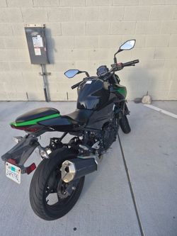 2019 kawasaki z400  25,000 miles
