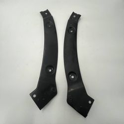 OEM VW Front Upper Radiator Support Brackets Pair 5N0805931B 5N0805932B 