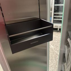 18 inch Freezer Column 