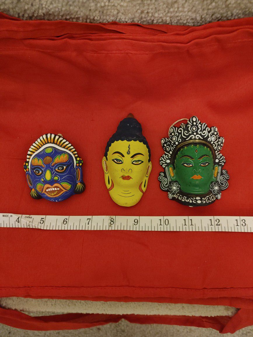 Set Of 3 Miniature Face Sculptures
