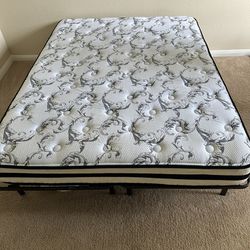 Queen size Hybrid mattress with Bed Frame