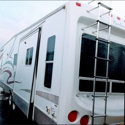 2004 Cardinal 33xl