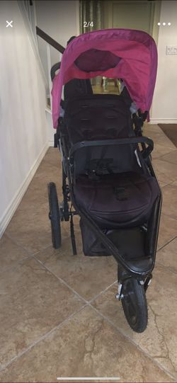 Jogger stroller